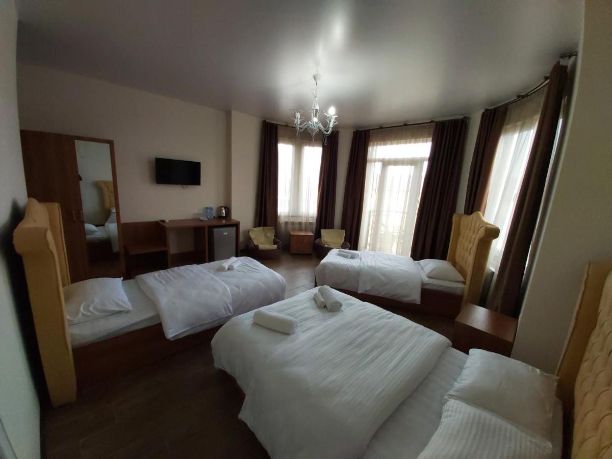 Hotel Maria Batumi Kültér fotó