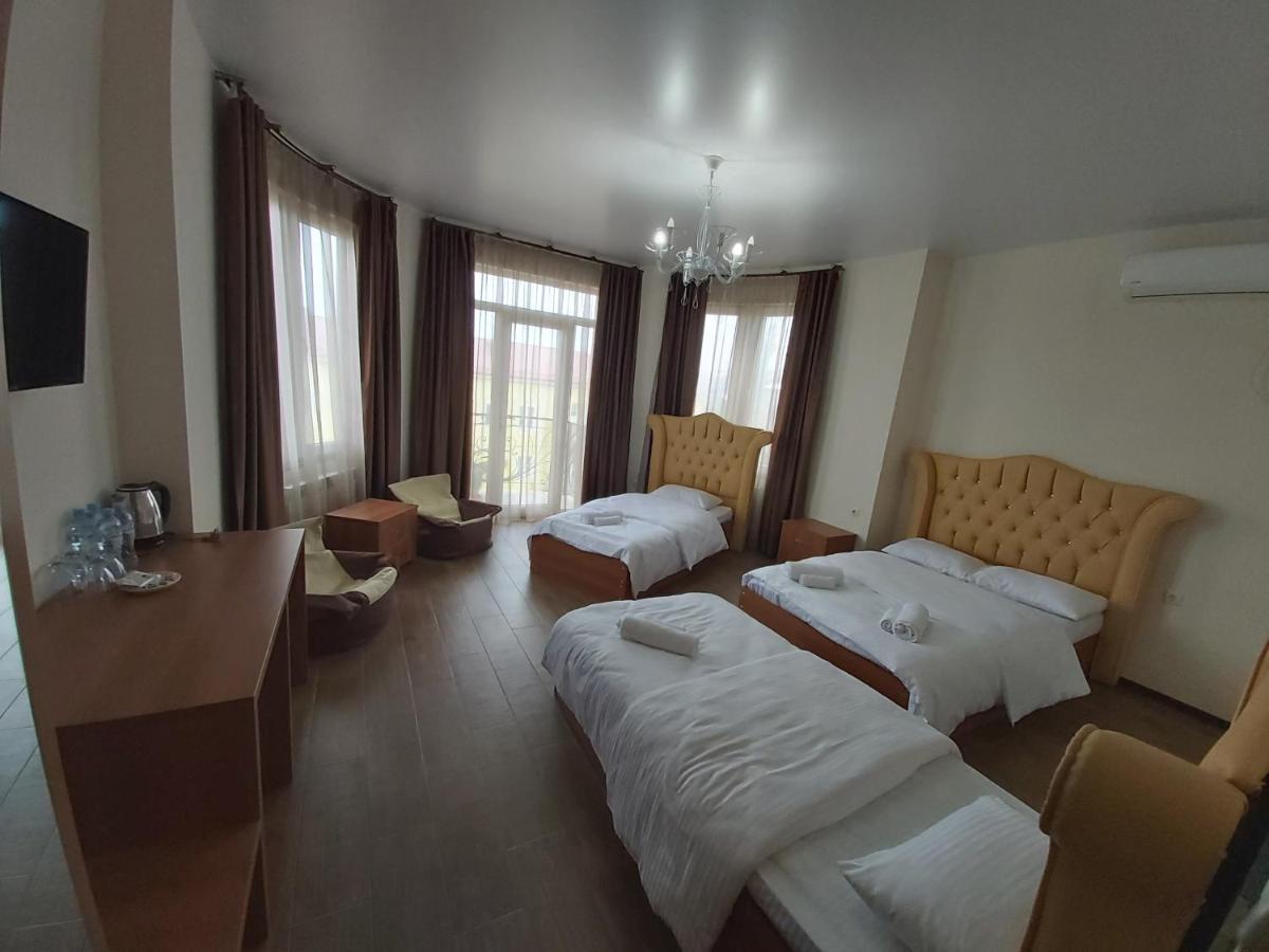 Hotel Maria Batumi Kültér fotó