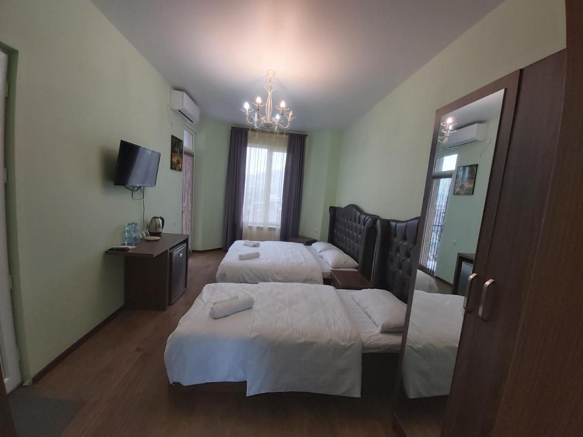 Hotel Maria Batumi Kültér fotó