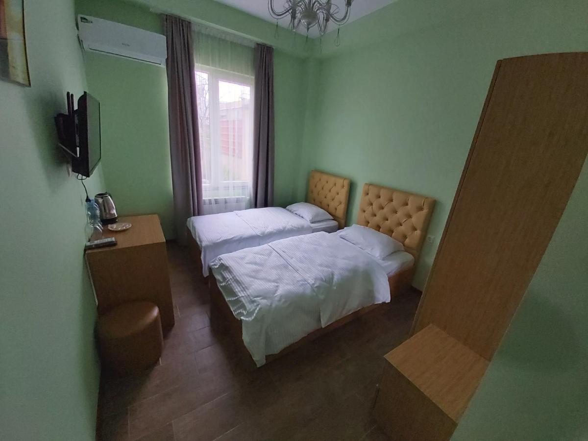 Hotel Maria Batumi Kültér fotó