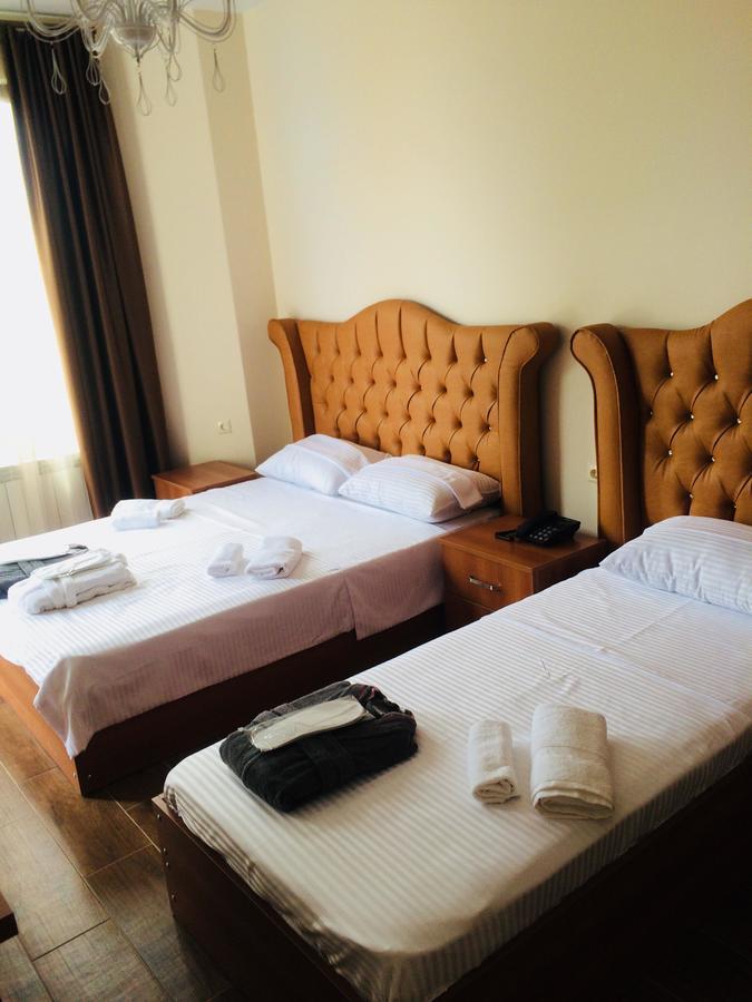 Hotel Maria Batumi Kültér fotó