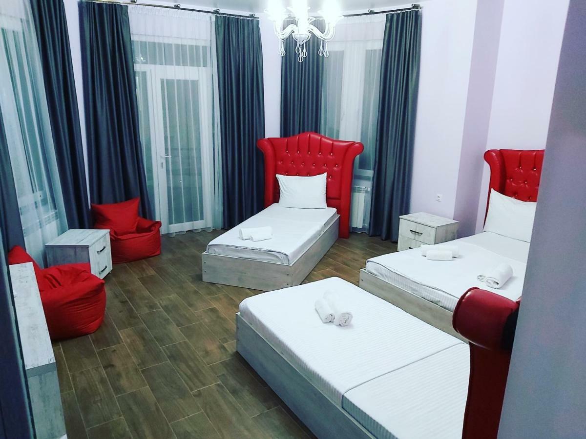 Hotel Maria Batumi Kültér fotó